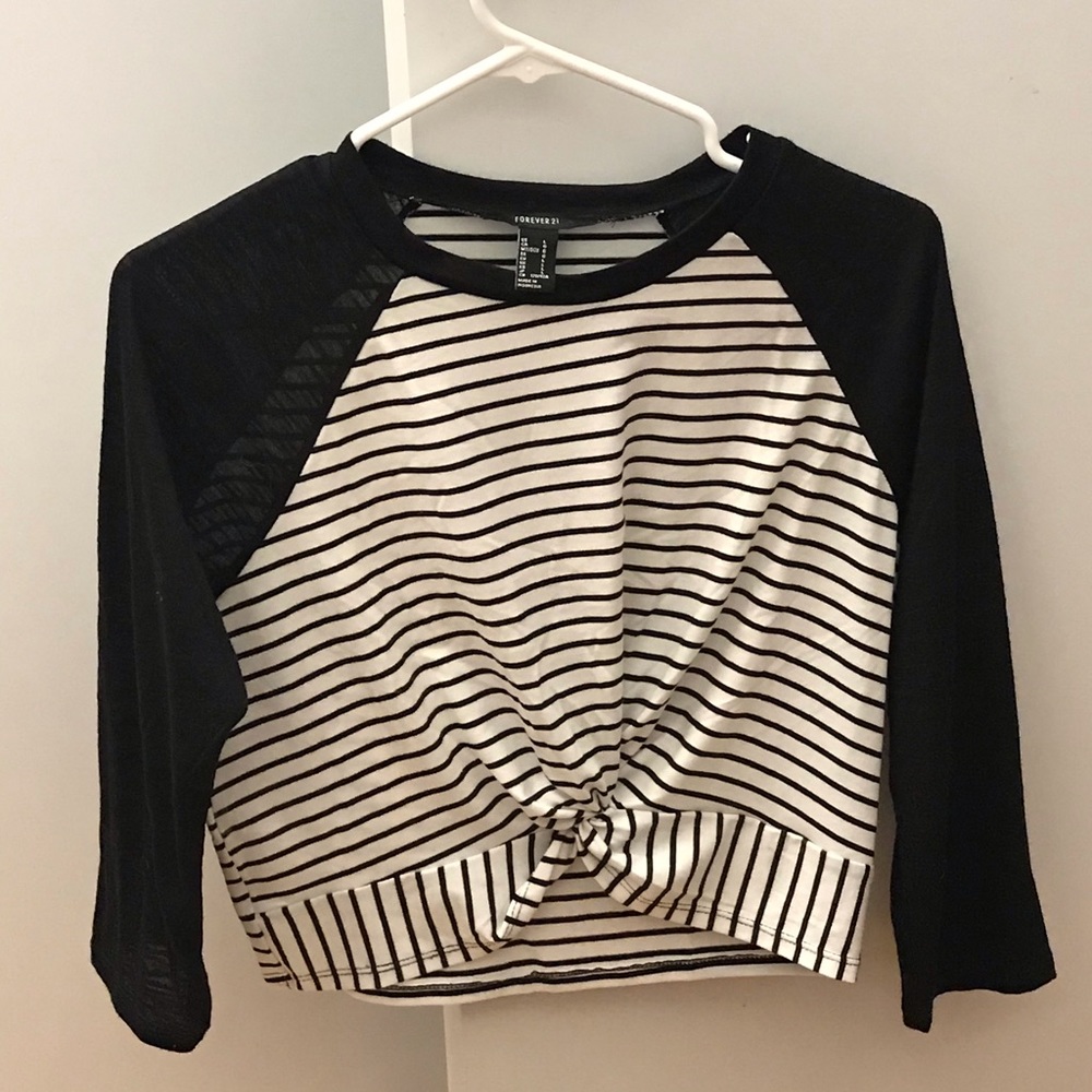 F21 cropped baseball tee